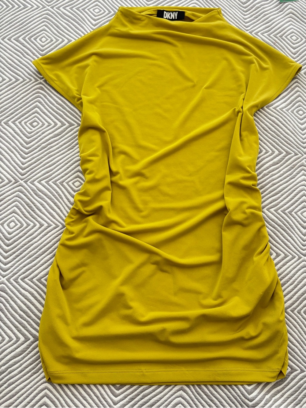 DKNY Chartreuse Slinky Sleeveless Mock Neck Tank Top